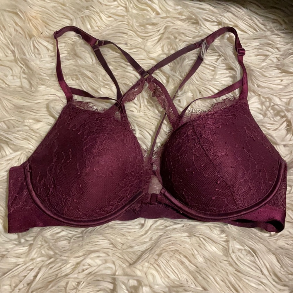 VS PushUp Bra 34C Frontclose